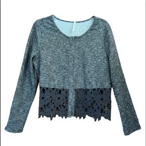 MURMUR Long Sleeve Gray Crocheted Bottom Cropped Cardigan Shrug Jacke Size M